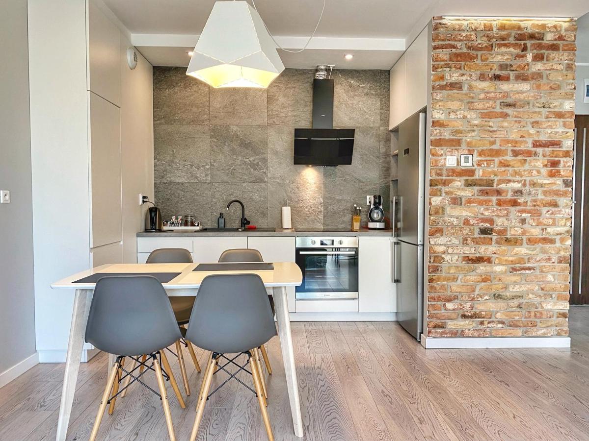 BP III Premium Apartment Torun Bagian luar foto